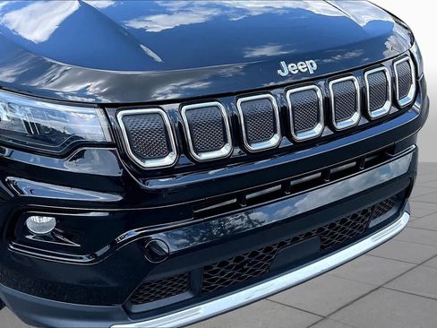 Used 2022 Jeep Compass Limited AWD/4WD image 29