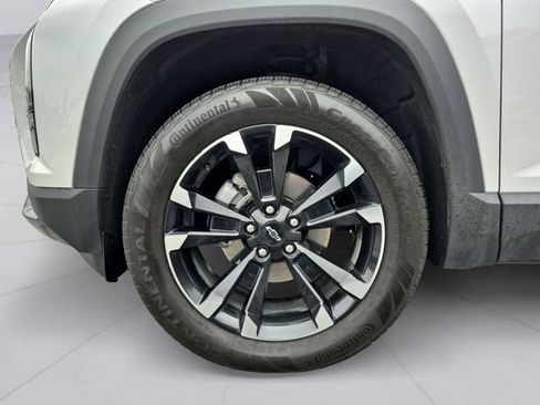 Certified 2025 Chevrolet Equinox RS w/ Safety and Technology Package AWD/4WD image 9