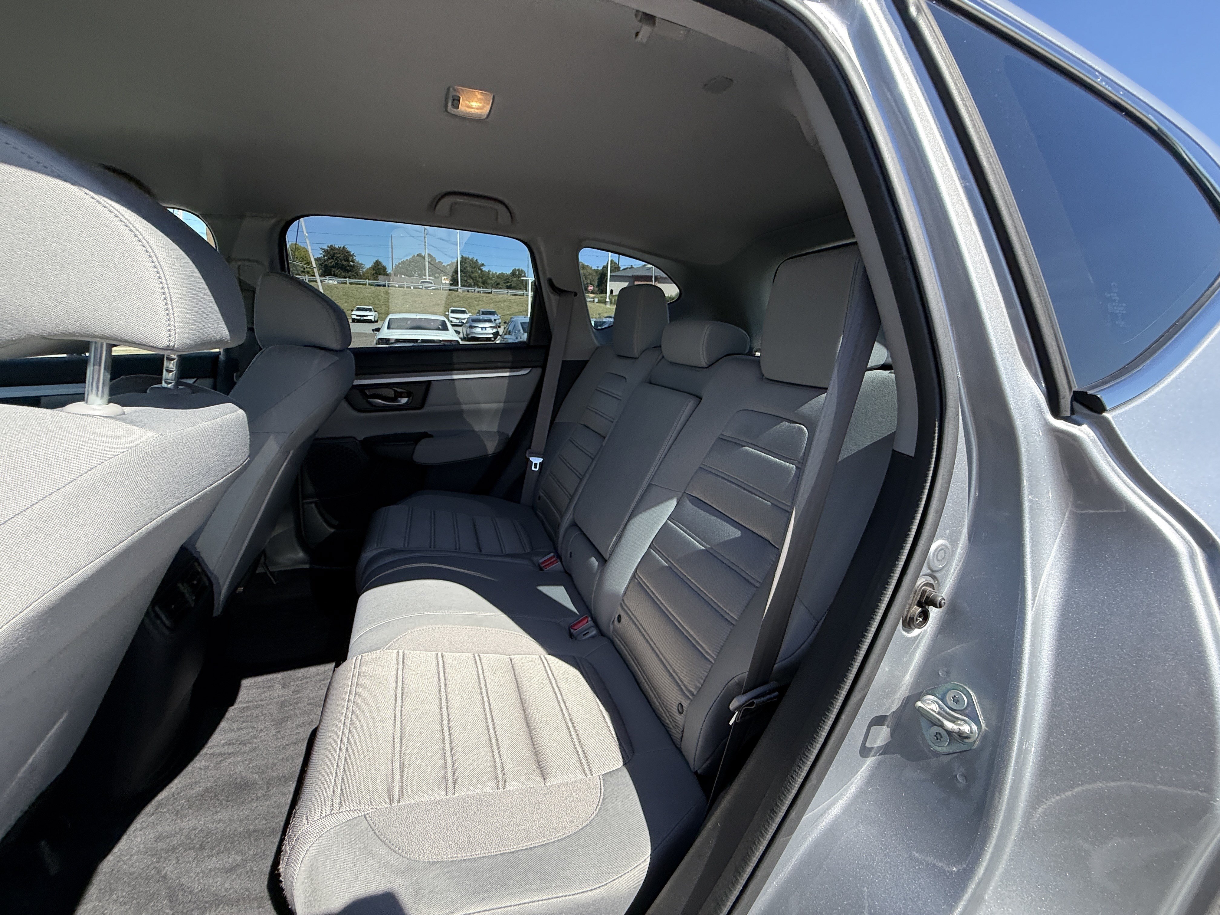 Used 2018 Honda CR-V LX image 29