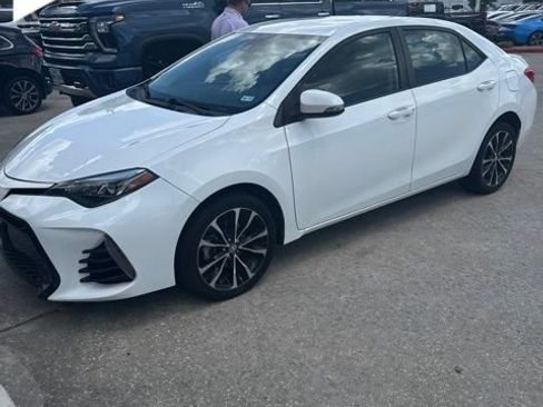 Used 2018 Toyota Corolla SE FWD image 6