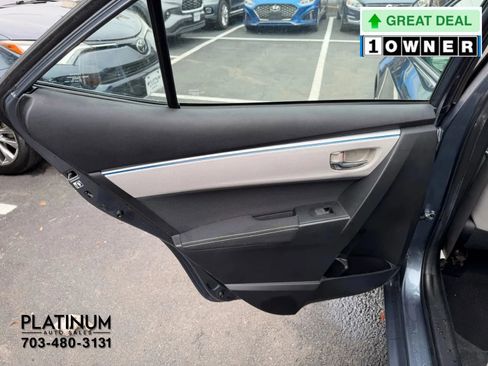 Used 2015 Toyota Corolla LE image 18