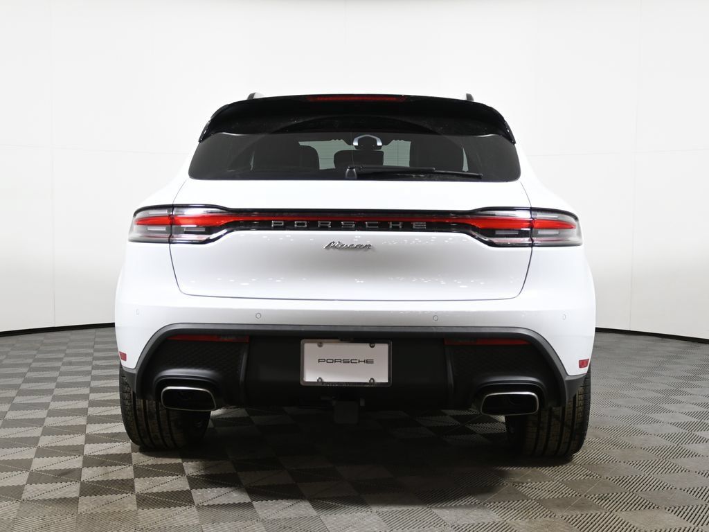 Used 2026 Porsche Macan AWD/4WD image 6