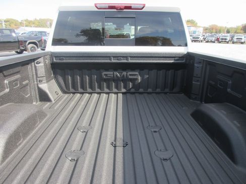 New 2026 GMC Sierra 2500 Denali Ultimate image 7