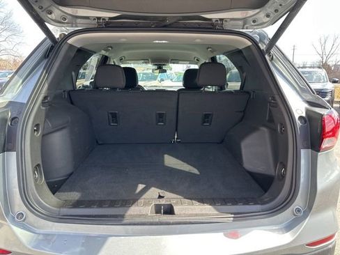 Used 2024 Chevrolet Equinox LT AWD/4WD image 8