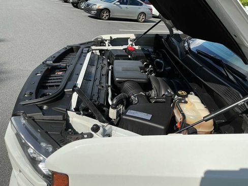 Used 2021 Chevrolet Silverado 1500 RST w/ Z71 Off-Road Package AWD/4WD image 30
