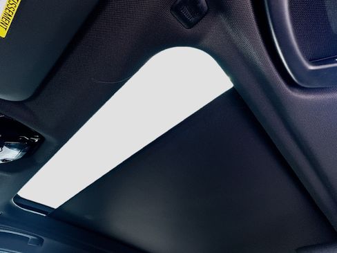 New 2025 BMW X3 xDrive30i w/ Convenience Package image 15