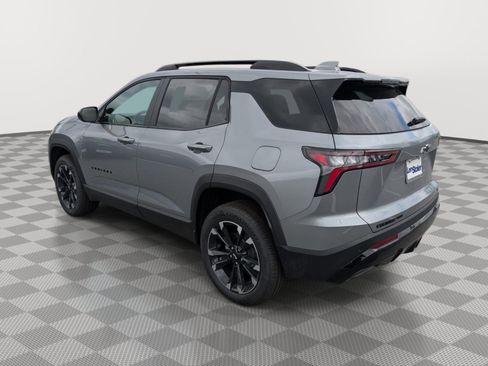 New 2026 Chevrolet Equinox RS w/ Convenience Package III AWD/4WD image 2