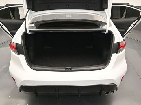 Used 2024 Toyota Corolla SE image 14