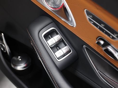 Used 2019 Mercedes-Benz Maybach S 560 4MATIC image 94