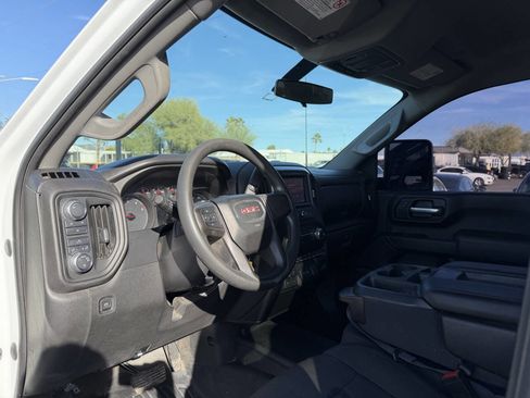 Used 2021 GMC Sierra 2500 4x4 Crew Cab w/ Gooseneck/5TH Wheel Package image 24