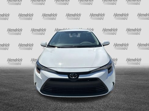 Certified 2025 Toyota Corolla LE FWD image 3