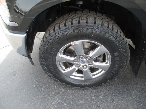 Used 2018 Ford F150 XLT w/ Equipment Group 301A Mid image 13