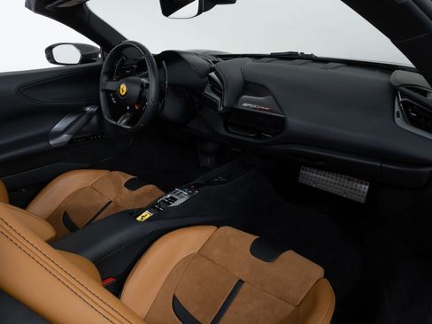 Used 2023 Ferrari SF90 Spider AWD/4WD image 39