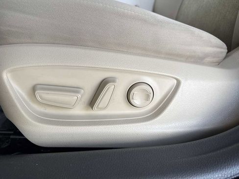 Used 2023 Toyota Camry LE FWD image 18