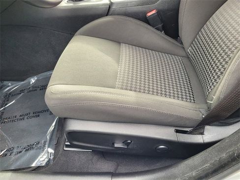 Used 2023 Dodge Charger GT image 19