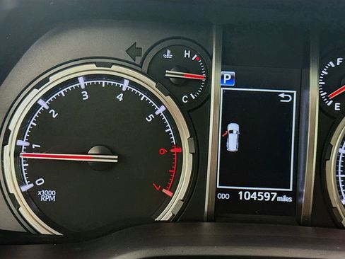 Used 2020 Toyota 4Runner Nightshade image 12