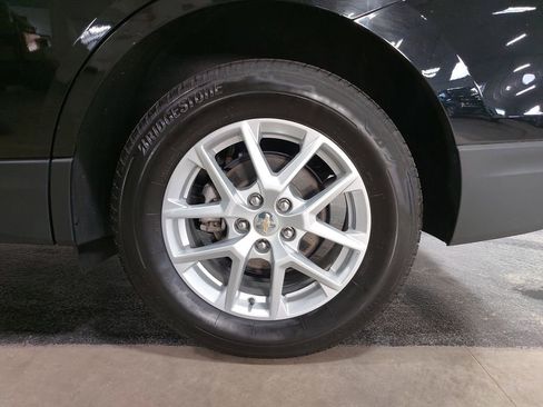 Used 2024 Chevrolet Equinox LT image 33