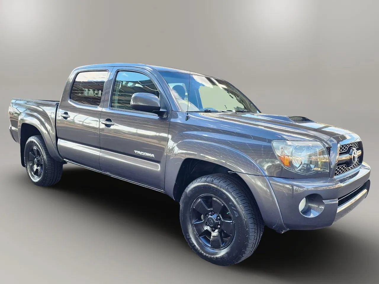 Used 2011 Toyota Tacoma 4x4 Double Cab w/ TRD Sport Pkg w/JBL Audio image 5