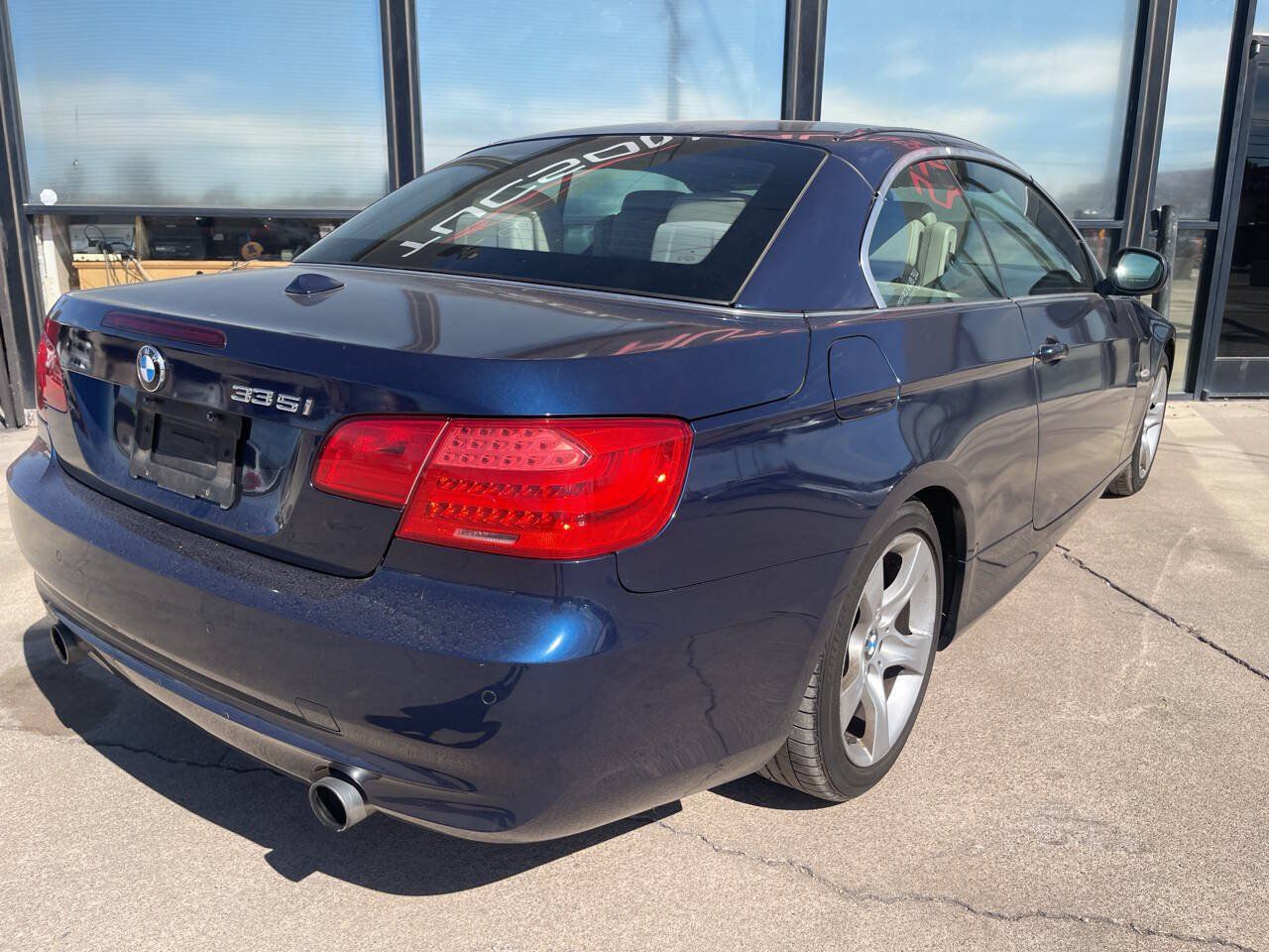Used 2013 BMW 335i Convertible RWD image 13