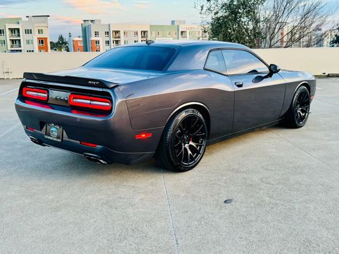 Used 2016 Dodge Challenger SRT w/ Technology Group image 14