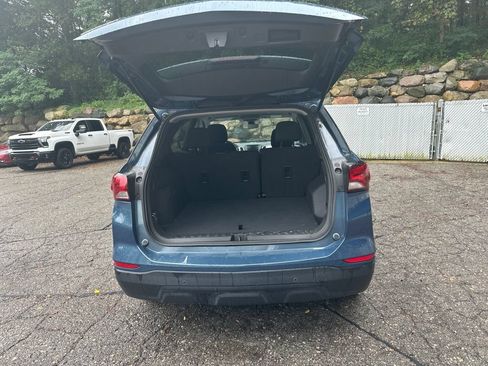 Used 2024 Chevrolet Equinox LS w/ LS Convenience Package FWD image 7