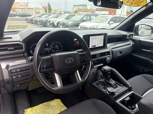 Used 2024 Toyota Tacoma TRD Off-Road AWD/4WD image 3