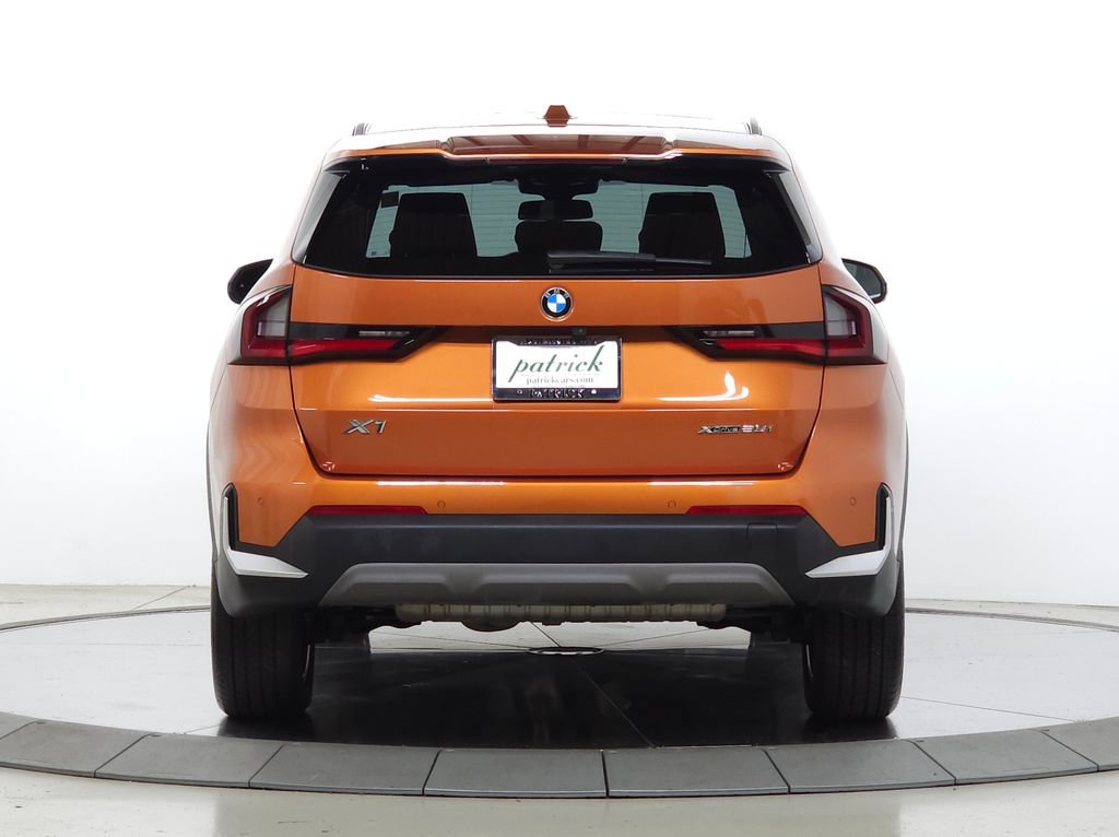 Used 2023 BMW X1 xDrive28i w/ Premium Package AWD/4WD image 6