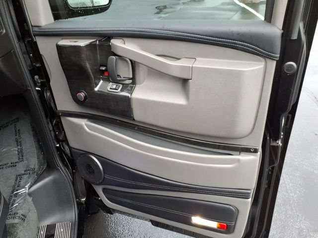 Used 2026 GMC Savana 2500 w/ Driver Convenience Package RWD image 24