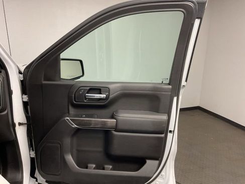 Certified 2022 Chevrolet Silverado 1500 LTZ AWD/4WD image 27