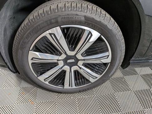 New 2025 Cadillac Escalade IQ Luxury 2 image 38