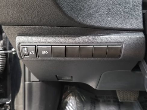 Certified 2025 Toyota Corolla LE FWD image 23