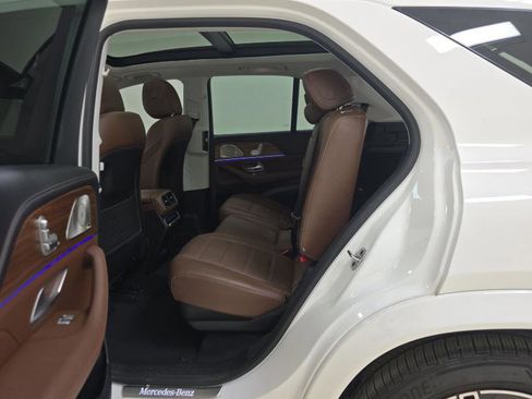 Used 2024 Mercedes-Benz GLE 350 4MATIC image 8
