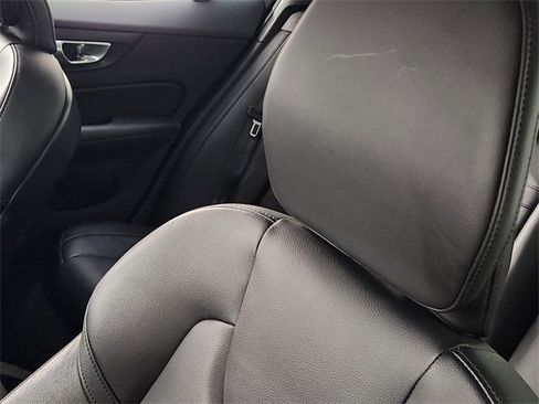 Used 2024 Volvo S60 B5 Core image 15