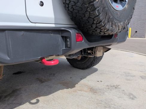 Used 2018 Jeep Wrangler Unlimited Rubicon AWD/4WD image 41