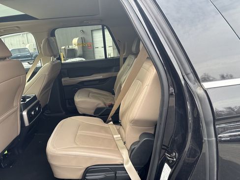 Used 2024 Ford Expedition Max Limited image 10