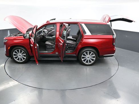 Used 2024 Cadillac Escalade Premium Luxury Platinum image 52