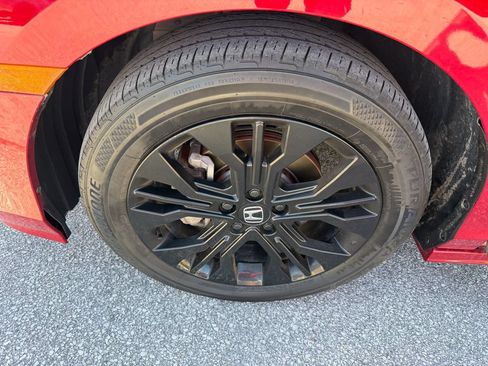 Used 2025 Honda Odyssey Sport-L image 32