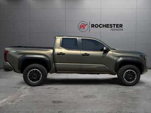 Used 2024 Toyota Tacoma TRD Off-Road w/ TRD Off Road Premium Package AWD/4WD image 99