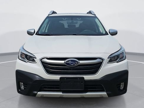 Used 2020 Subaru Outback Touring XT AWD/4WD image 10