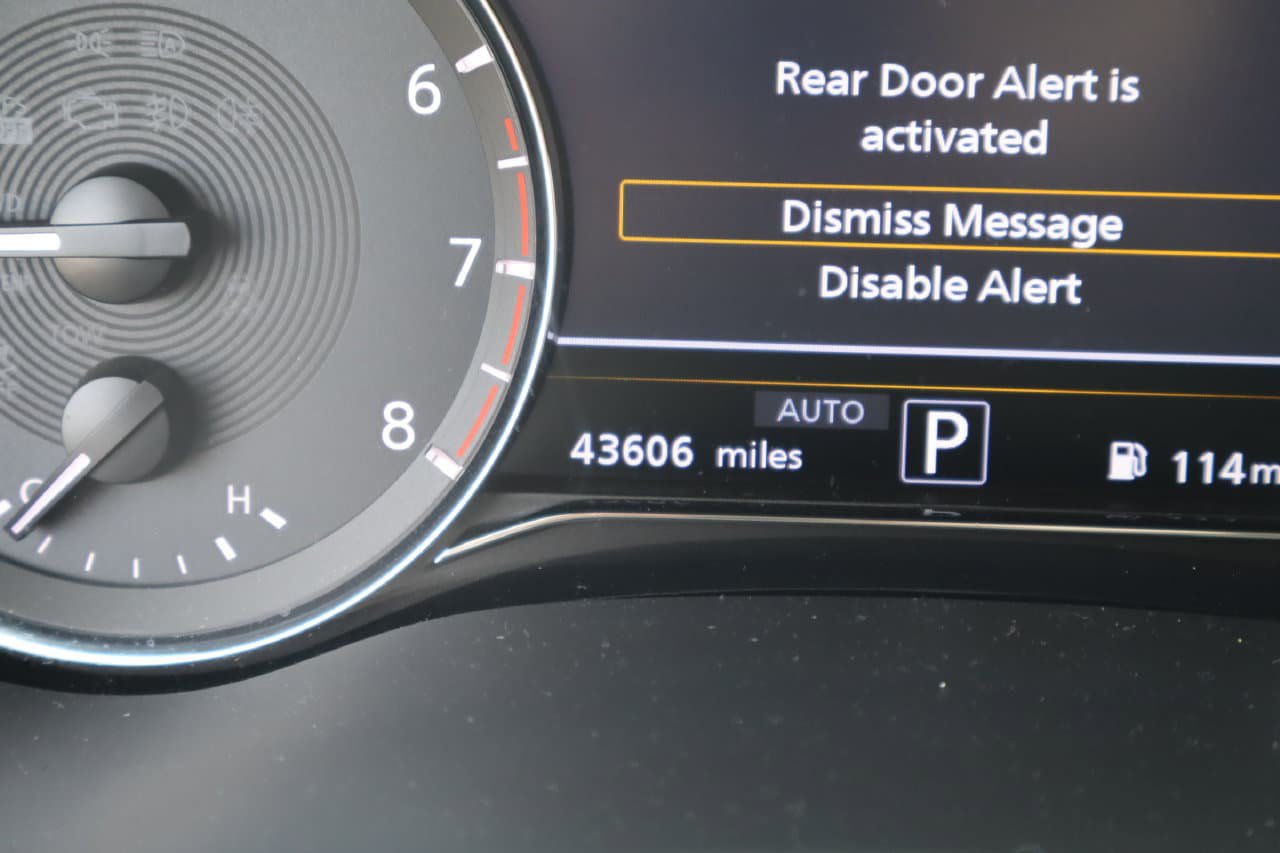 Used 2024 INFINITI QX80 Premium Select w/ Cargo Package AWD/4WD image 12