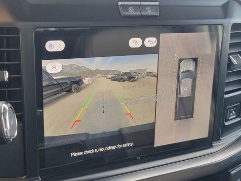 New 2026 Ford F250 Lariat w/ FX4 Off-Road Package image 17