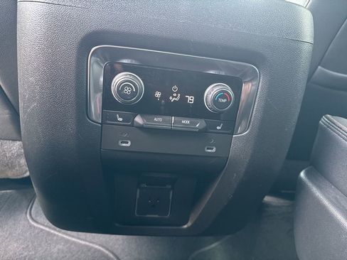 Used 2023 Chevrolet Tahoe High Country image 10