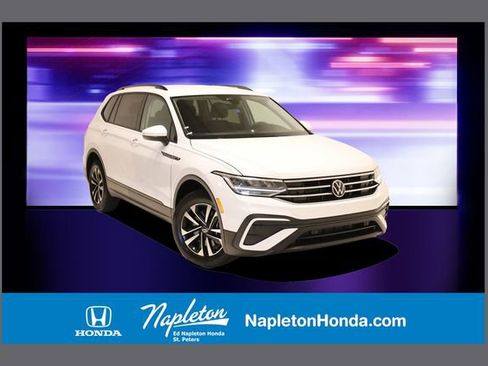 Used 2023 Volkswagen Tiguan S w/ Driver Assistance Package FWD image 1