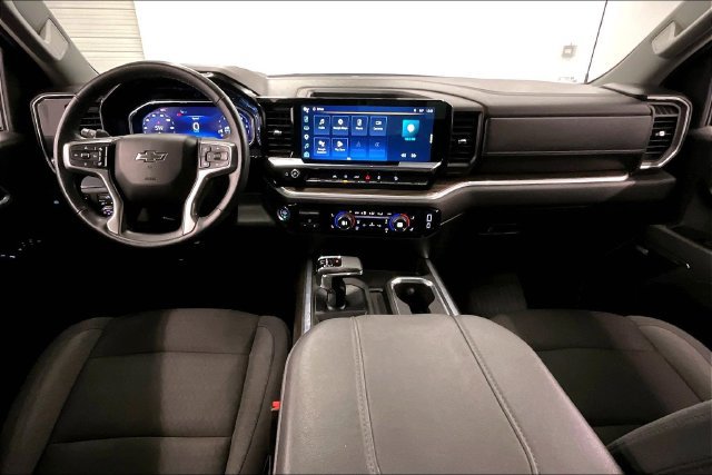 Used 2025 Chevrolet Silverado 1500 RST w/ True North Edition Plus AWD/4WD image 19