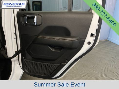 Used 2025 Jeep Wrangler Unlimited Sahara w/ Safety Group AWD/4WD image 39