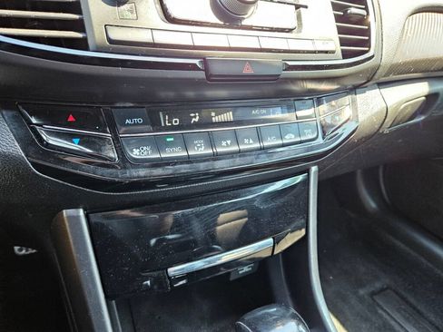 Used 2017 Honda Accord Sport image 22