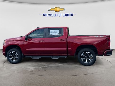 Used 2025 Chevrolet Silverado 1500 RST w/ Convenience Package II AWD/4WD image 8