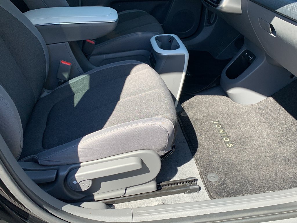 Certified 2024 Hyundai Ioniq 5 SEL RWD image 35