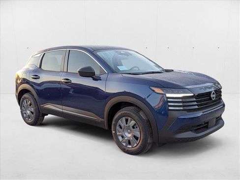 New 2025 Nissan Kicks S image 6