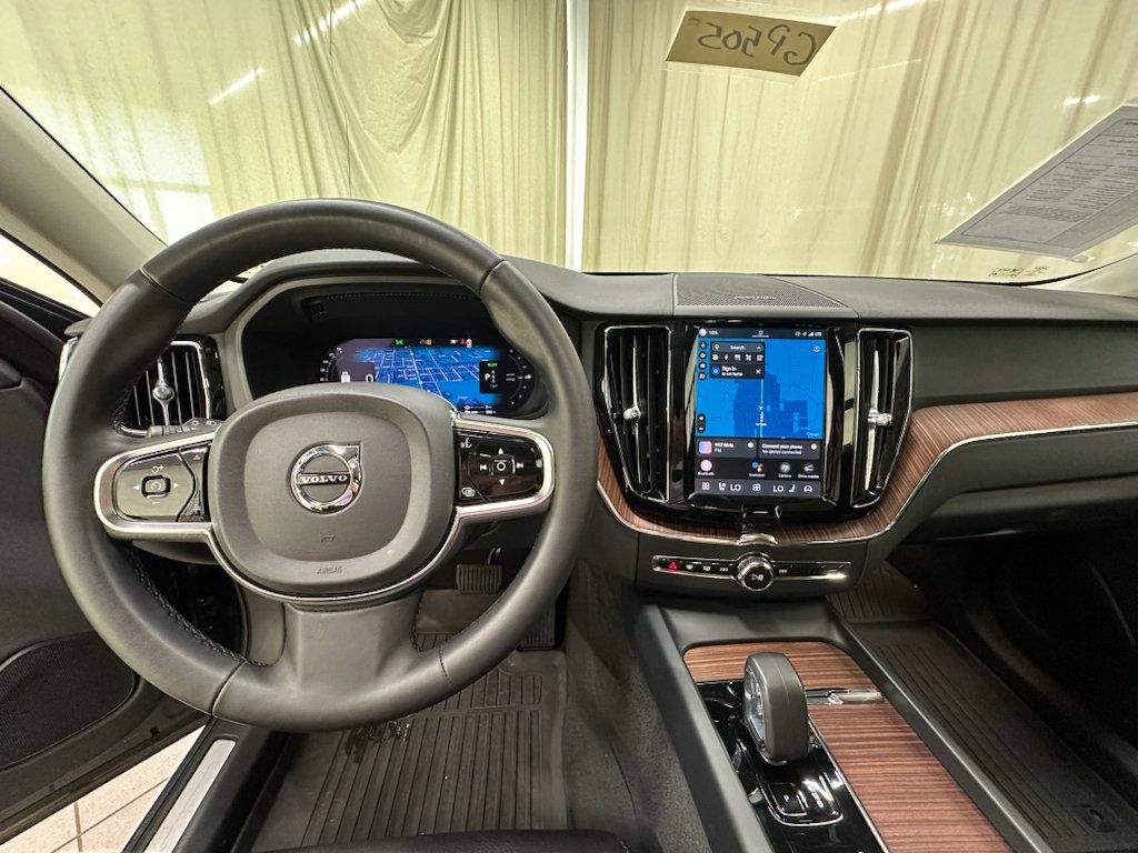 Used 2024 Volvo XC60 T8 Plus w/ Protection Package Premier AWD/4WD image 30